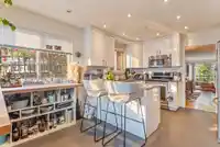 2246 PARKER STREET - thumbnail 22