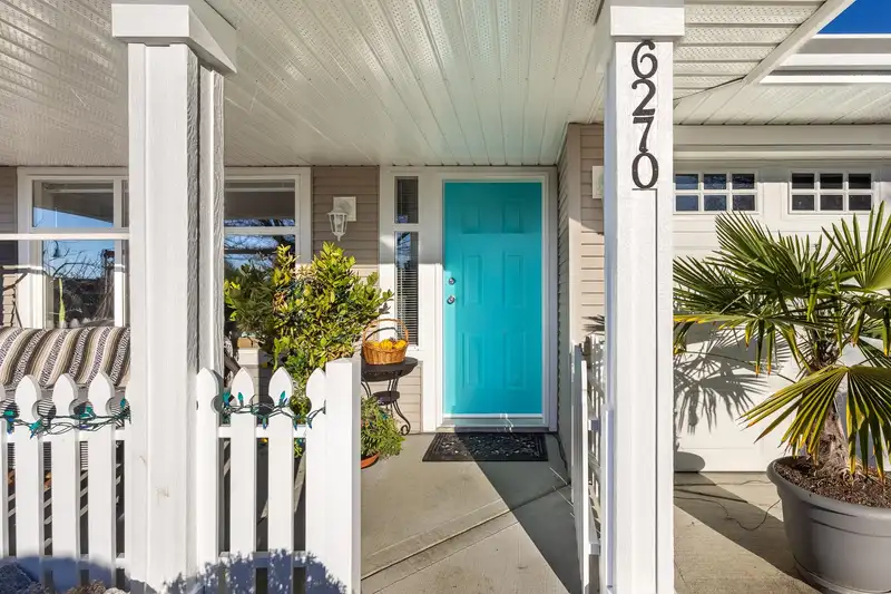 6270 HOMESTEAD AVENUE - photo 1 of 30
