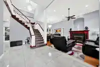 6332 125A STREET - thumbnail 2