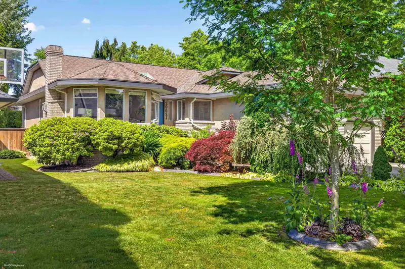 20621 96A AVENUE - photo 1 of 40