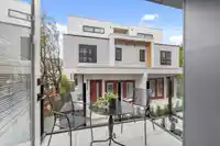 2133 E PENDER STREET - thumbnail 25