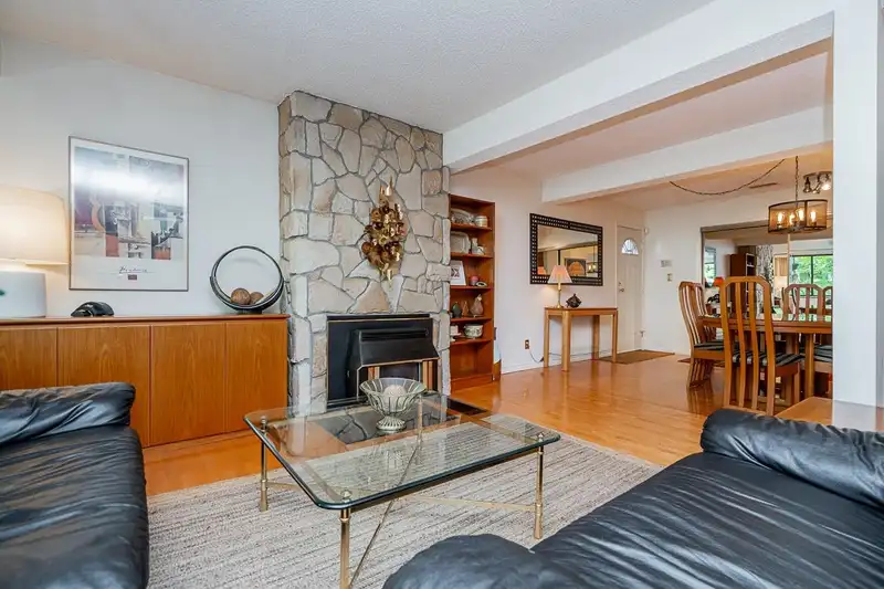 1819 GOLETA DRIVE - photo 4 of 40
