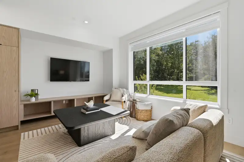 12 5993 143 STREET - photo 1 of 32