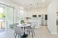 7304 200A STREET - thumbnail 11