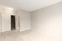 144 3098 GUILDFORD WAY - thumbnail 16