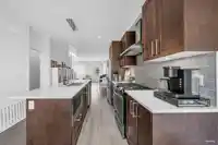 66 843 EWEN AVENUE - thumbnail 18