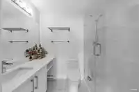 66 843 EWEN AVENUE - thumbnail 5