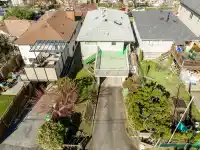 3180 E 3RD AVENUE - thumbnail 4