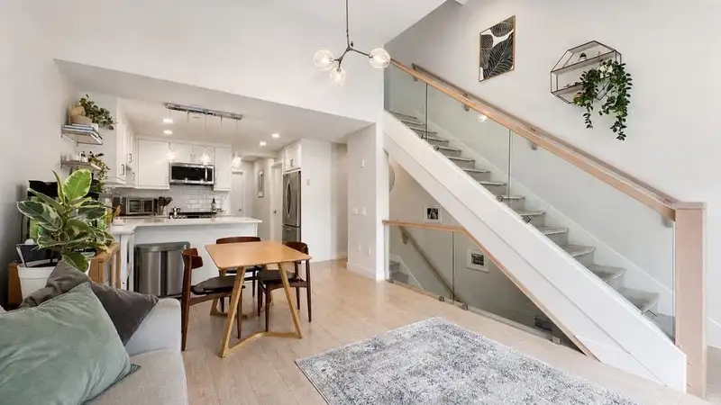 201 2759 HORLEY STREET - photo 4 of 19