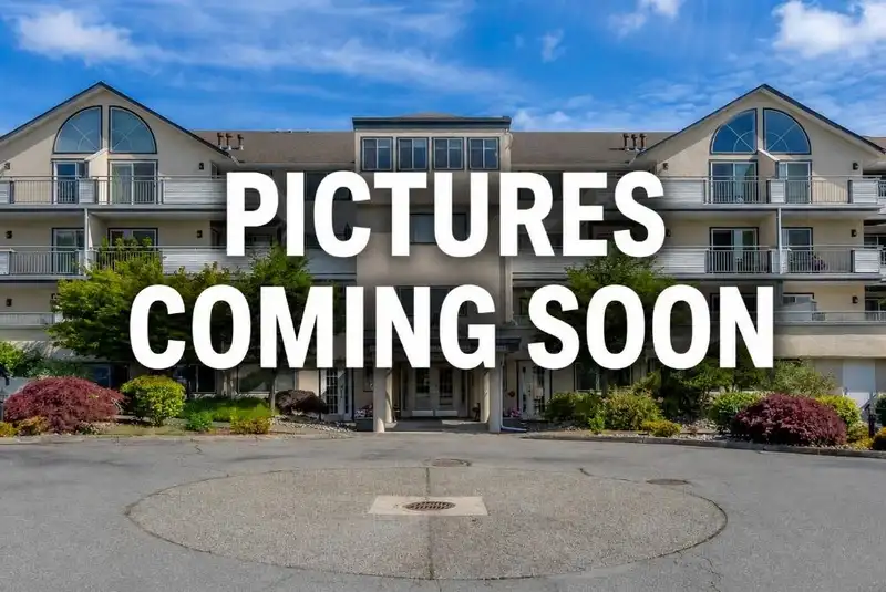 301 19645 64 AVENUE - photo 1 of 1