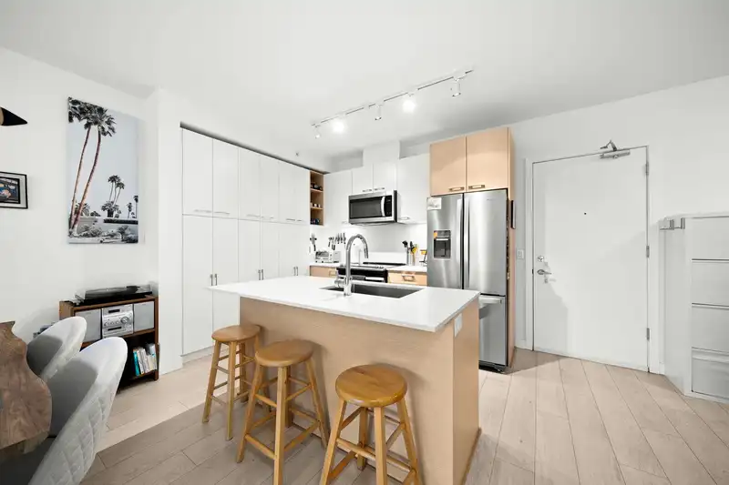 623 13963 105 BOULEVARD - photo 4 of 15