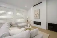 19655 74A AVENUE - thumbnail 2