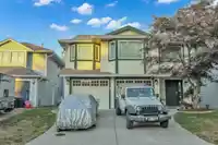 20140 ASHLEY CRESCENT - thumbnail 1