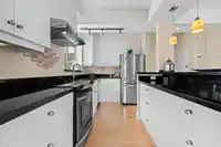 801 2187 BELLEVUE AVENUE - thumbnail 5
