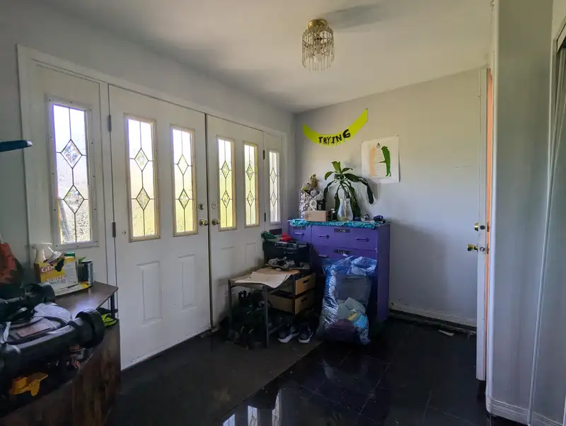 3061 PARKER STREET - photo 4 of 18