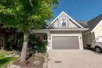 7276 196A STREET - thumbnail 34