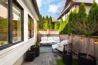 1026 E 13TH AVENUE - thumbnail 2