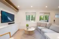1026 E 13TH AVENUE - thumbnail 11