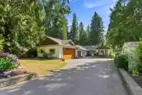 4920 203 STREET - thumbnail 2