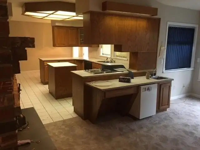 8180 HEATHER STREET - photo 4 of 12