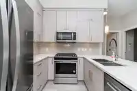 119 2120 GLADWIN ROAD - thumbnail 7