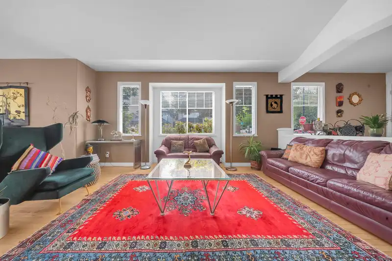 7508 146 STREET - photo 2 of 38