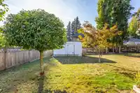 8625 144A STREET - thumbnail 31