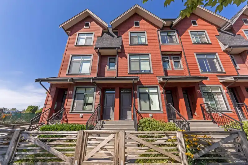 5835 WALES STREET - photo 1 of 37