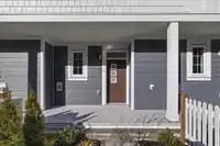 6 2808 ST. GEORGE STREET - thumbnail 3