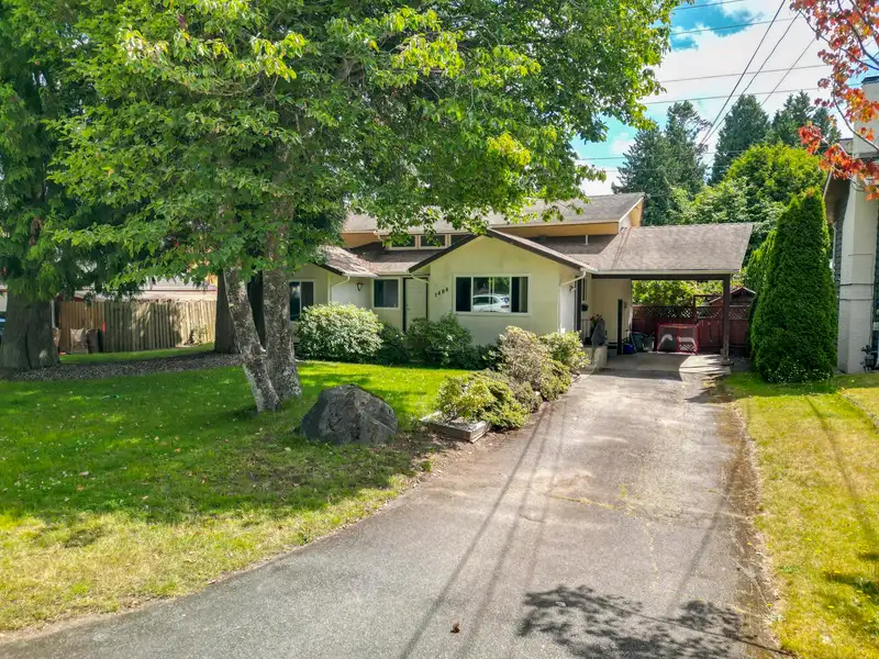 1484 53A STREET - photo 2 of 5