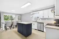 20126 WANSTEAD STREET - thumbnail 9