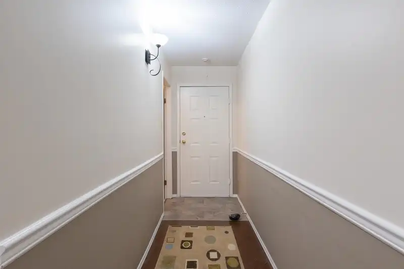 104 1378 FIR STREET - photo 2 of 39