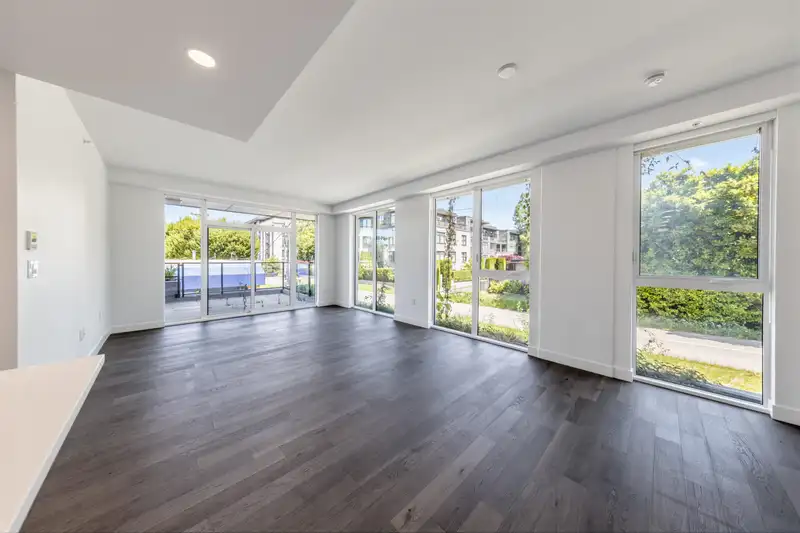 202 2888 ARBUTUS STREET - photo 3 of 29