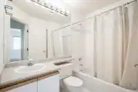 35 7831 GARDEN CITY ROAD - thumbnail 16