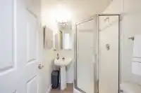 35 7831 GARDEN CITY ROAD - thumbnail 21