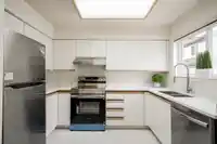 35 7831 GARDEN CITY ROAD - thumbnail 6