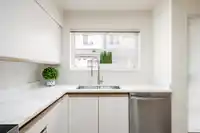 35 7831 GARDEN CITY ROAD - thumbnail 8