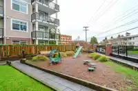 111 20696 EASTLEIGH CRESCENT - thumbnail 36