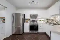 404 5465 201 STREET - thumbnail 7