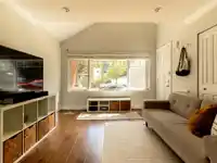 4883 BEATRICE STREET - thumbnail 2