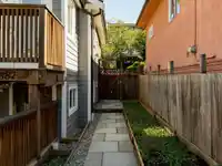 4883 BEATRICE STREET - thumbnail 23