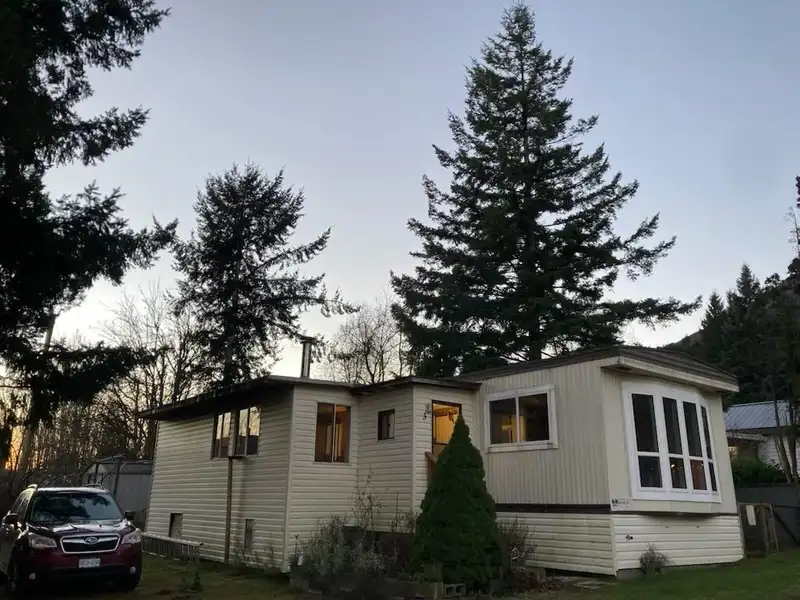 3 41711 TAYLOR ROAD - photo 1 of 2