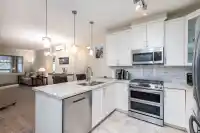 212 8558 202B STREET - thumbnail 1