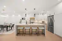 2 2491 LYNDEN STREET - thumbnail 13