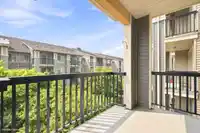 305 5655 210A STREET - thumbnail 22