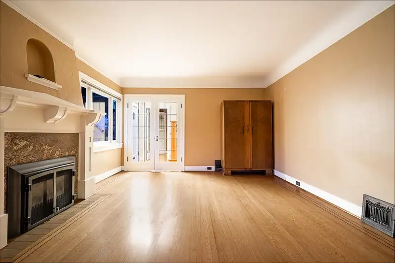 310 ASH STREET - photo 4 of 35