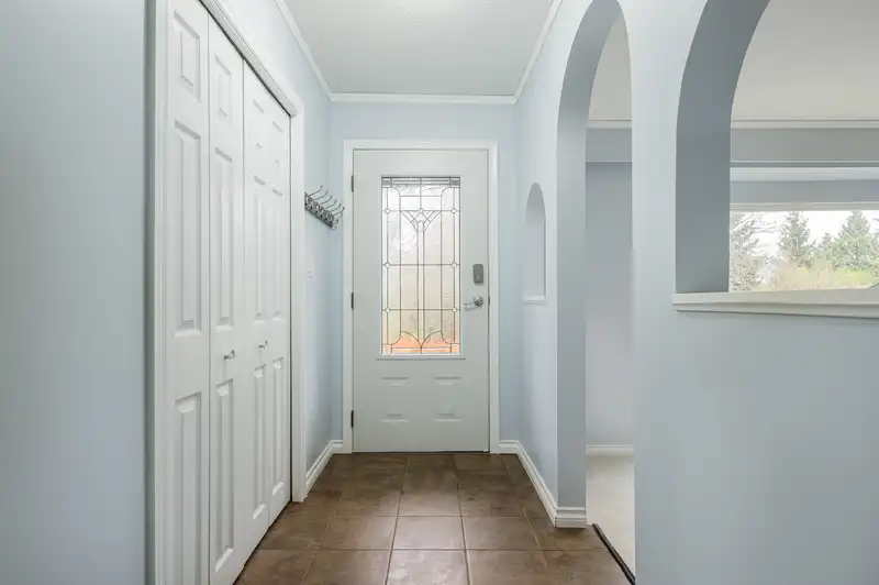9276 GREER STREET - photo 3 of 40