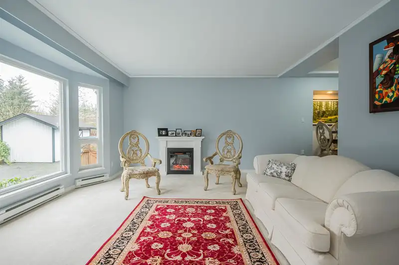 9276 GREER STREET - photo 4 of 40