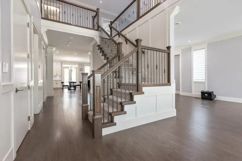 18833 54A AVENUE - photo 3 of 40