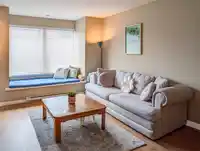204 5000 IMPERIAL STREET - thumbnail 1